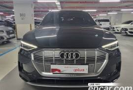 Audi, E-TRON