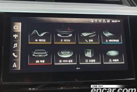 Audi, E-TRON