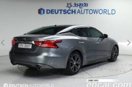Nissan, Maxima