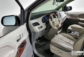 Toyota, Sienna