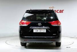 Toyota, Sienna