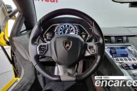 Lamborghini, Aventador