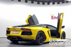 Lamborghini, Aventador