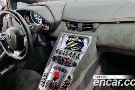 Lamborghini, Aventador