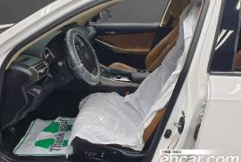 Lexus , IS