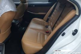 Lexus , IS