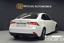 Lexus , IS