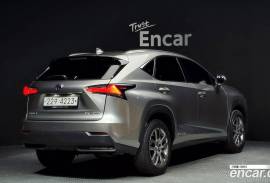 Lexus, NX