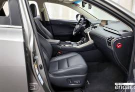 Lexus, NX