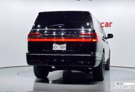Lincoln, Navigator