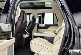 Lincoln, Navigator