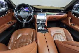 Maserati, Quattroporte