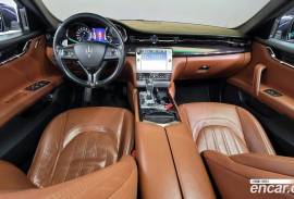 Maserati, Quattroporte