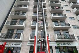 ავეჯისა და სამშენებლო მასალების  ამწე ლიფტი (სპეც ამტანი)