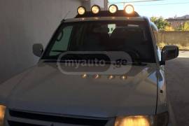 Mitsubishi, Pajero IO