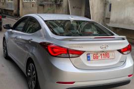 Hyundai, Elantra