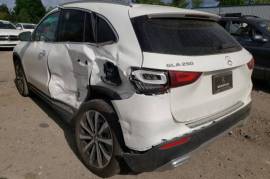 Mercedes-Benz, GLA-Class, GLA 250