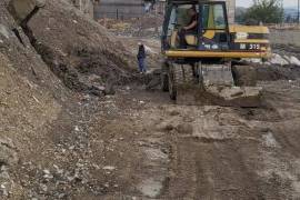 ქირავდება ექსკავატორი