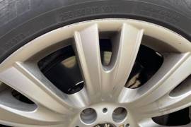 BMW , Wheels and tires